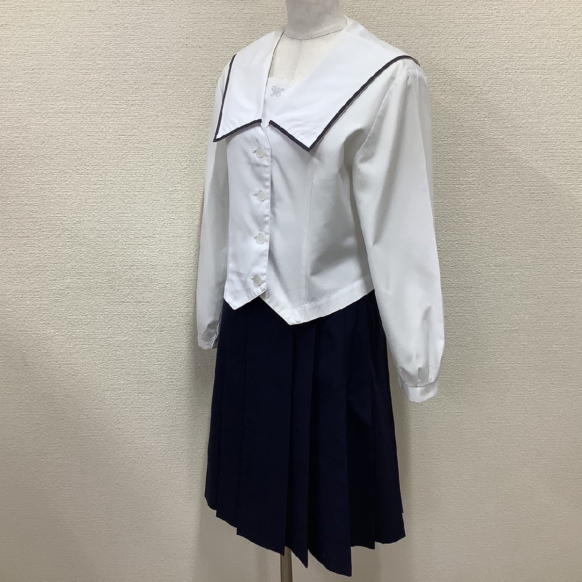 Yahoo!オークション - I23/Y(中古)山形 谷地高校 女子制服2点 /M Yahoo!オークション - I23/Y(中古)山形 谷地高校 女子制服2点 /M
