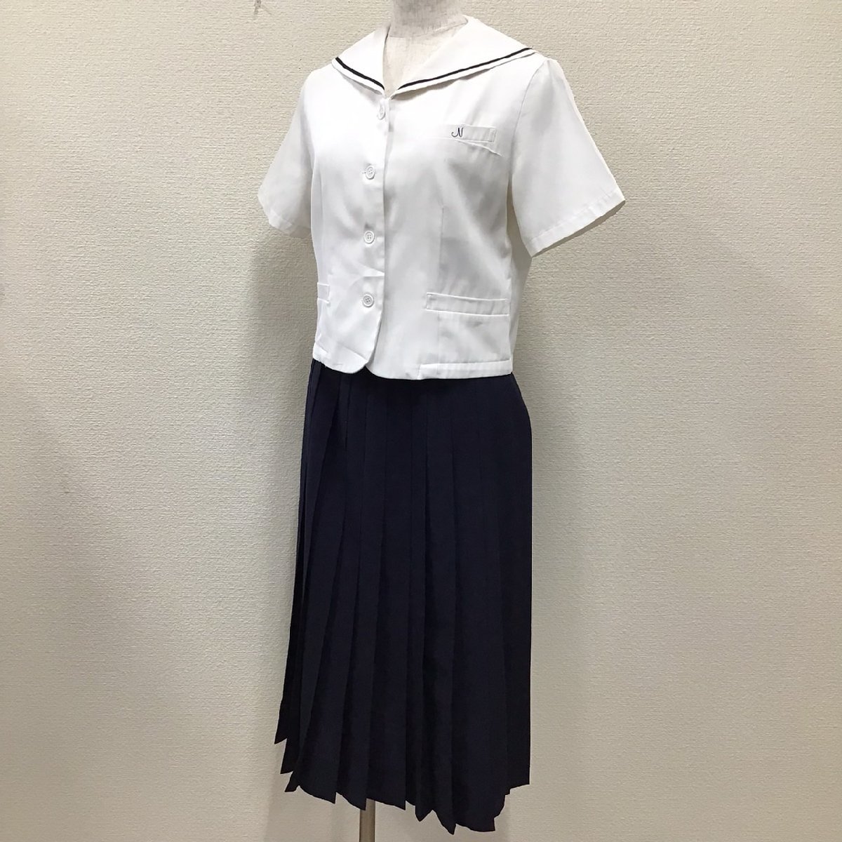 O55/(中古)兵庫県 龍野北高校 看護科 女子制服2点 ごつ /155A O55/(中古)兵庫県 龍野北高校 看護科 女子制服2点 ごつ /155A