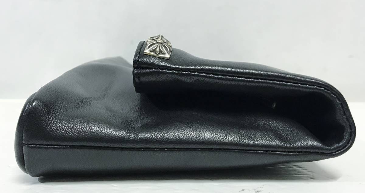 CHROME HEARTS Chrome Hearts CLUTCH BAG W/PYRAMID STUDS Zero стойка mid заклепки кожа клатч чёрный 