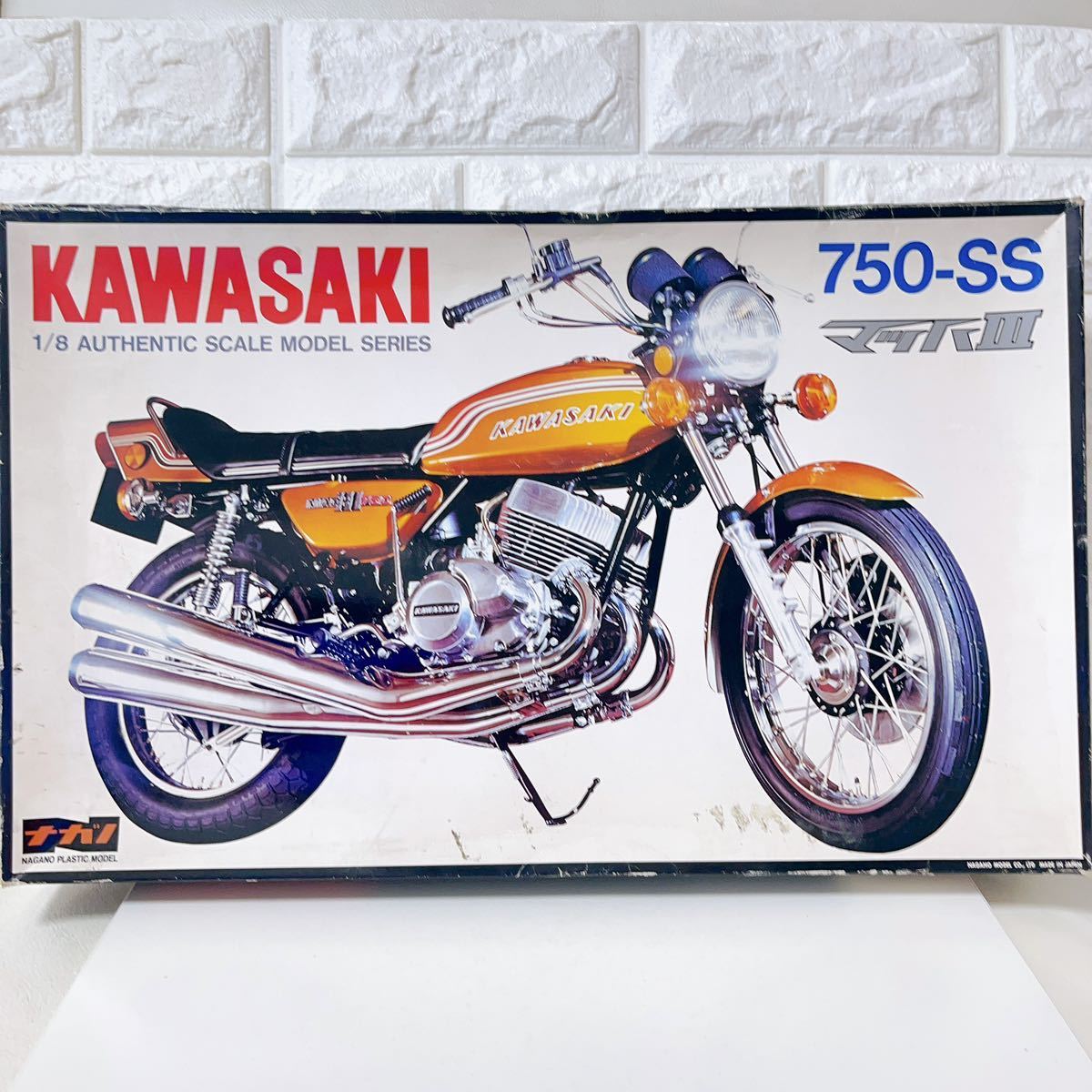 最先端 レア 当時物 未組立 マッハIII 750SS KAWASAKI カワサキ ナガノ 希少品 ポスター付き 特典 人気 1/8 バイク プラモデル カワサキ
