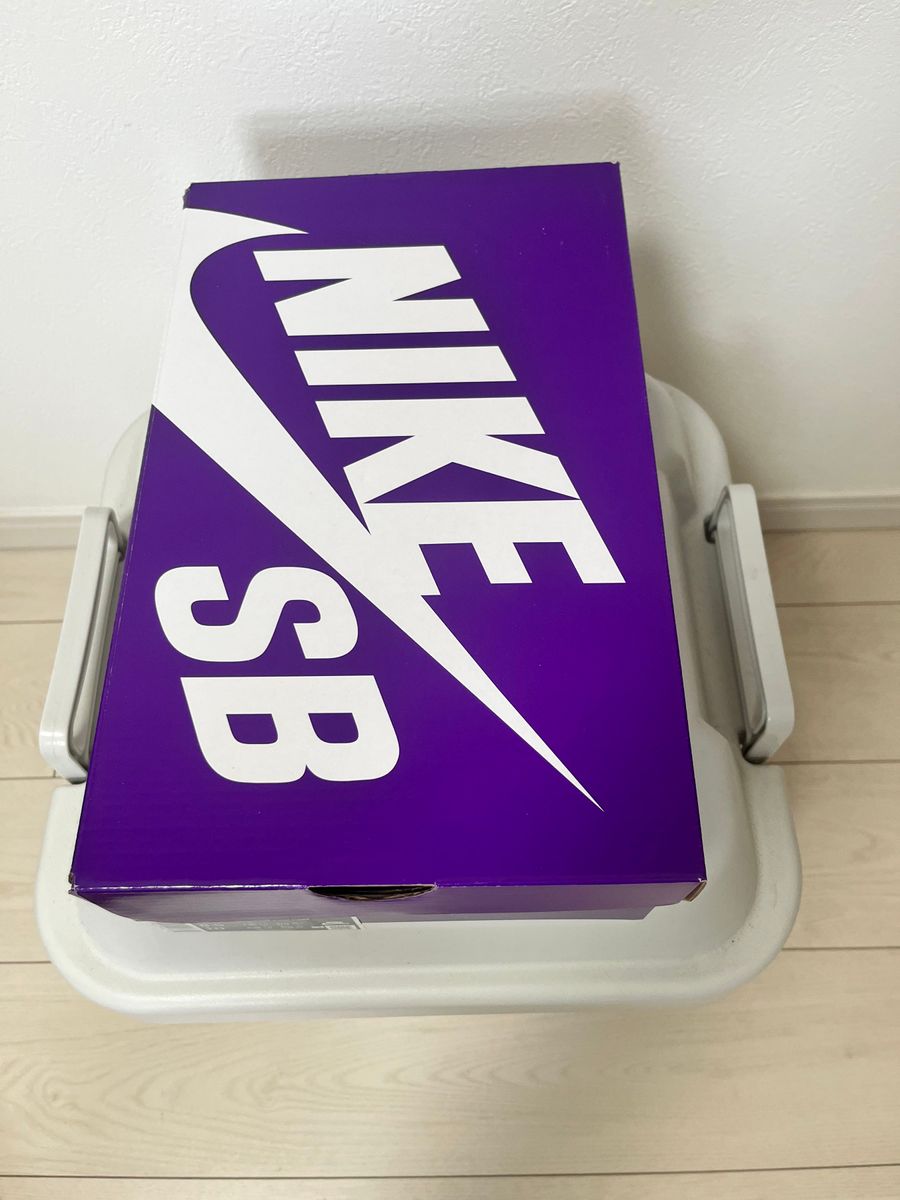 Nike SB Dunk Low "Adobe"ナイキ SB ダンク ロー "アドビ"  まとめ買いの方、お値引きいたします。