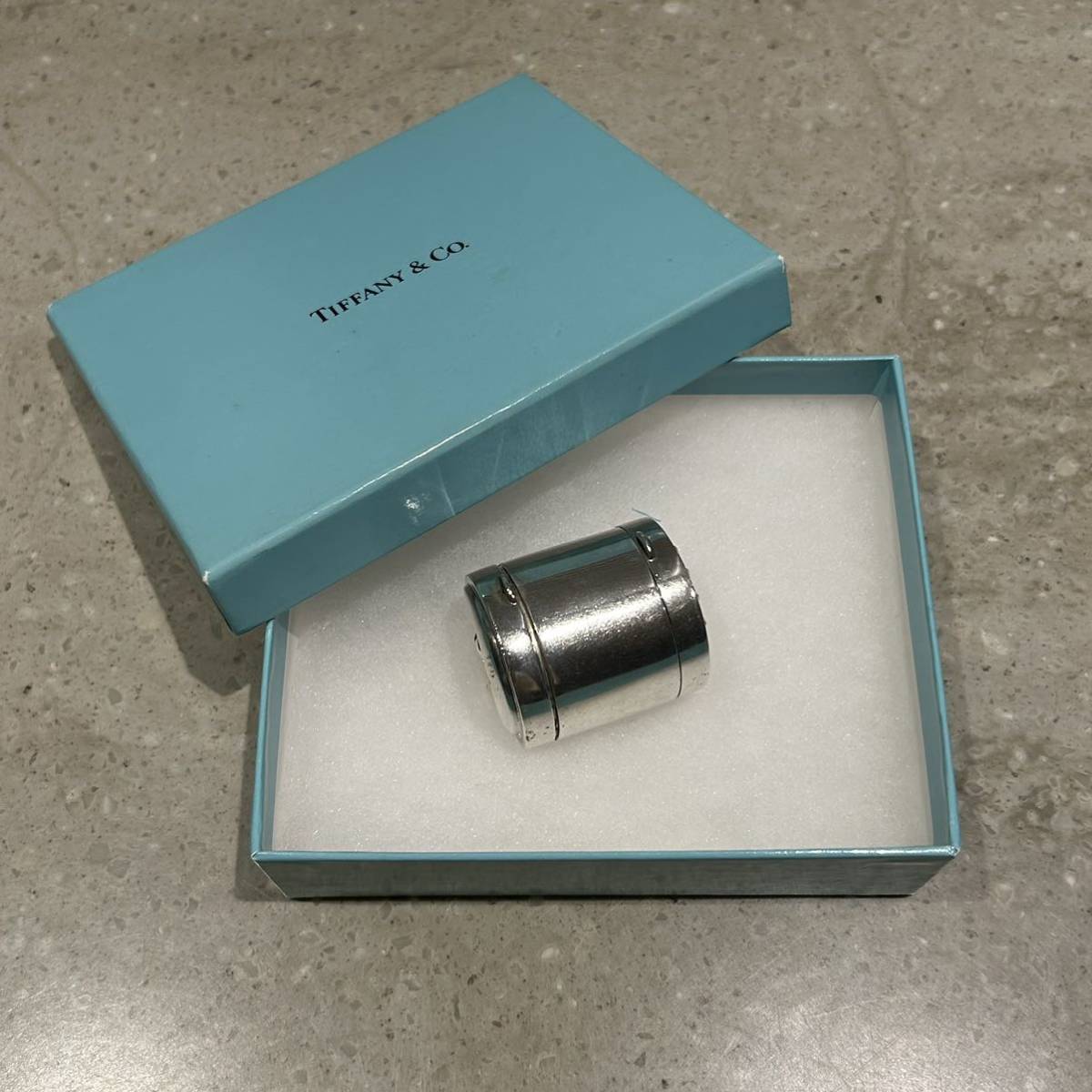 ティファニー Tiffany ピルケース Sun & Moon pill box