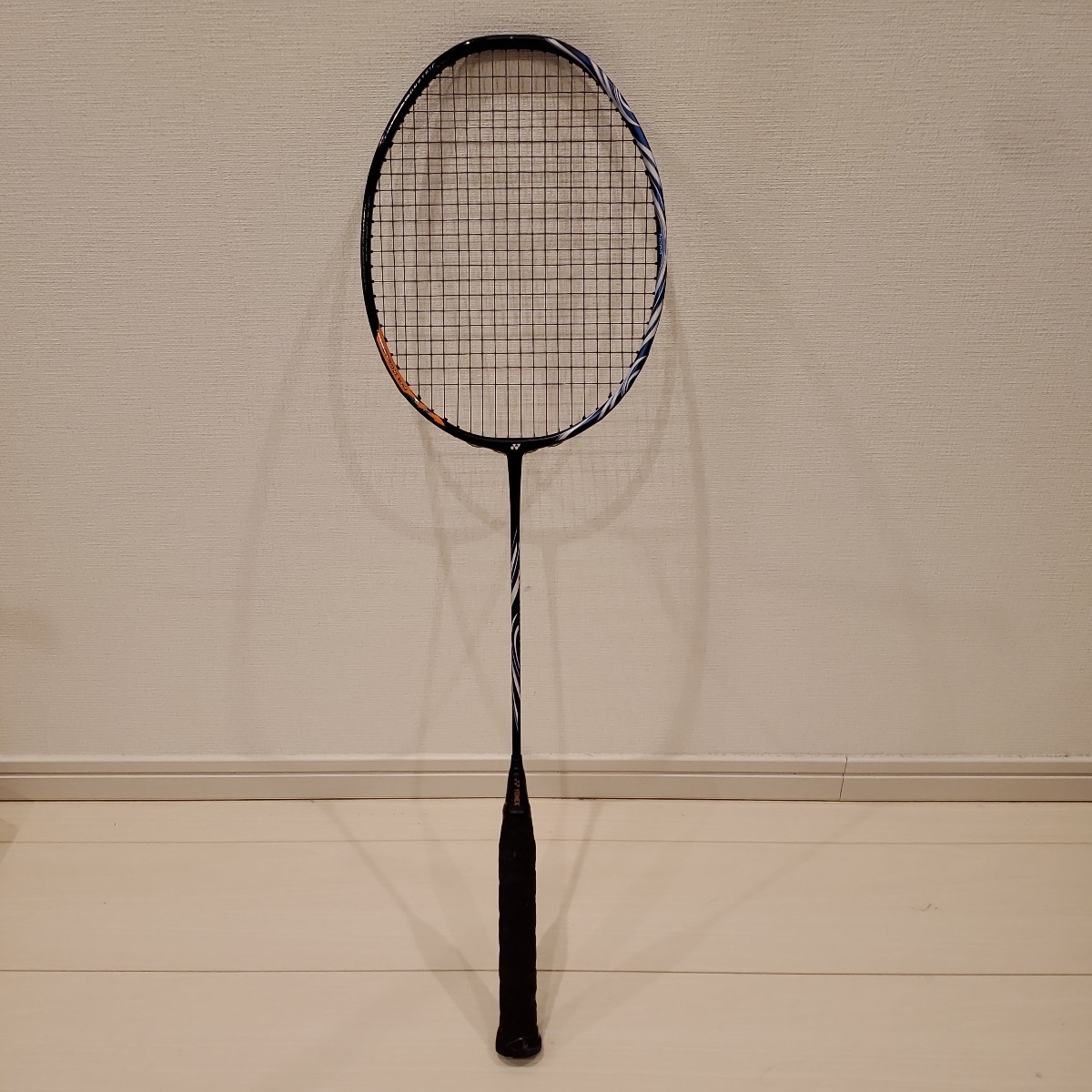 HOT安い ヤフオク! - YONEX バドミントンラケット アストロクス100