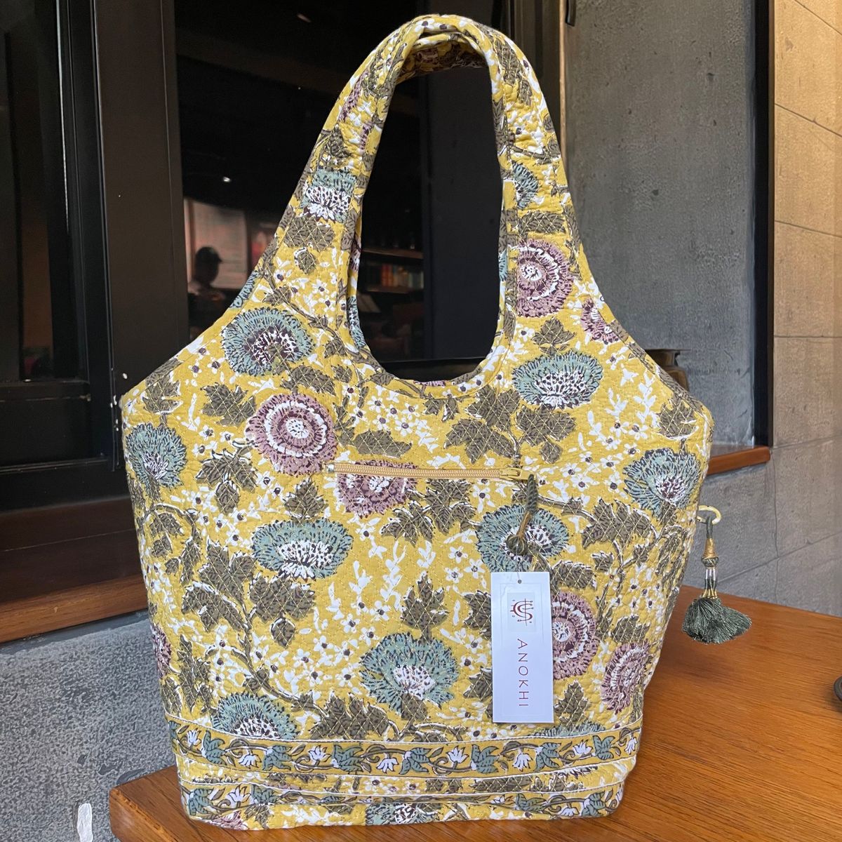 新品 アノーキ anokhiキルティング ハンドバッグ トートバッグ-