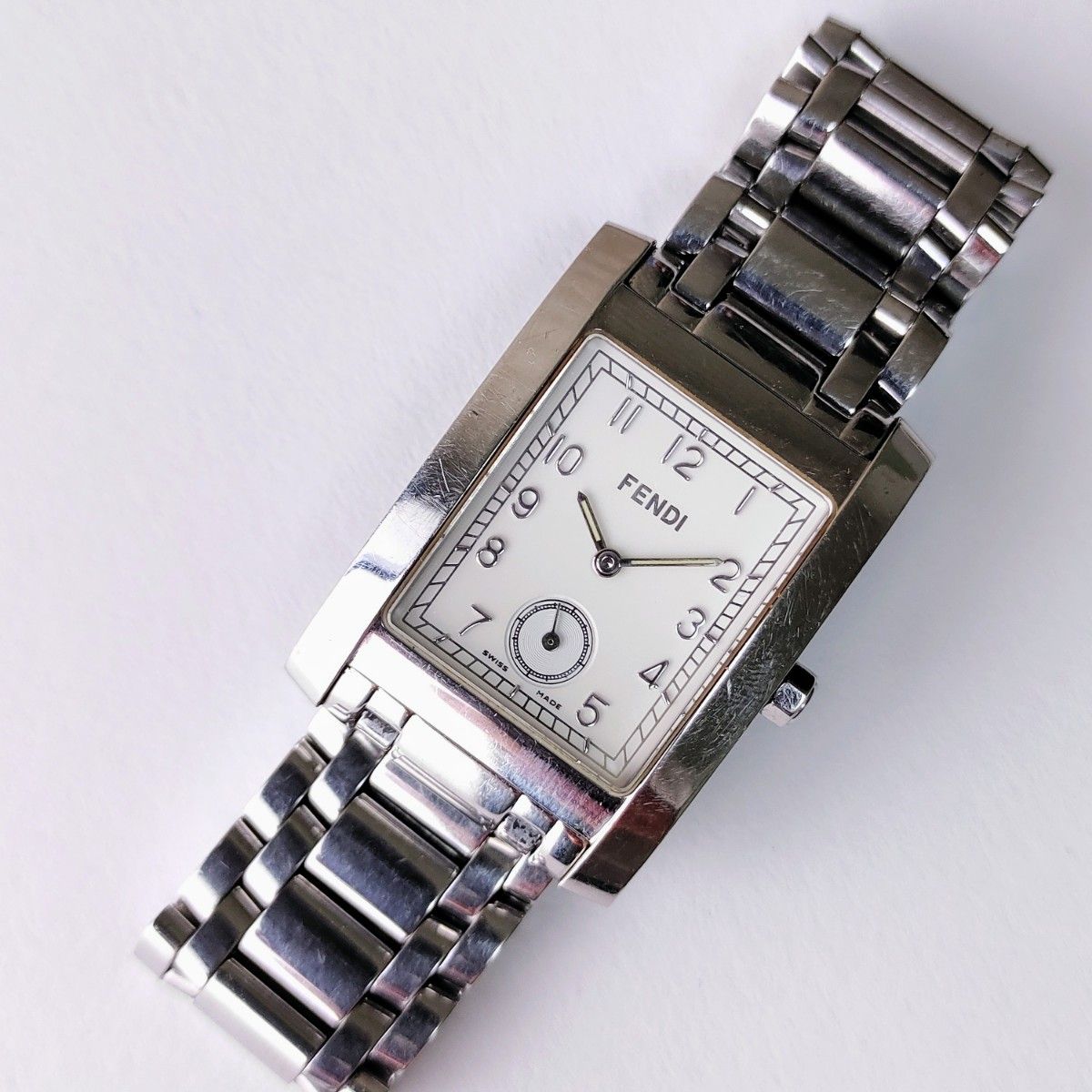 FENDI☆アナログ腕時計　orologi　ステンレススチール製　シルバーカラー　フェンディ ※電池交換済