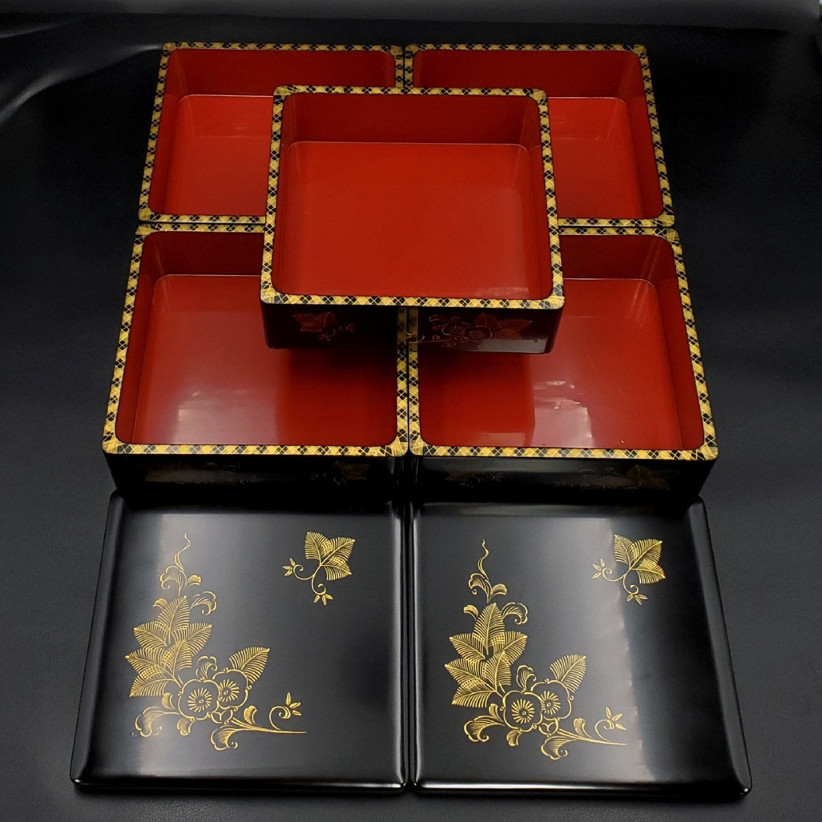 定番人気！ 宝蔵】輪島塗 黒塗内朱 花網代沈金 五段重 重箱 御重 蓋2枚 約 重箱
