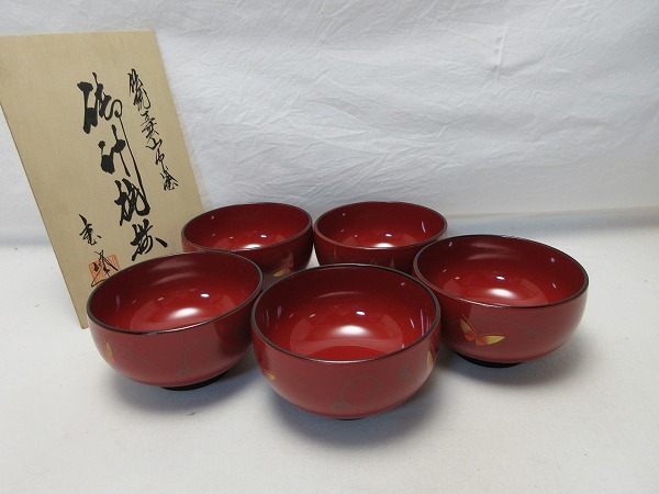 I07103 【 美品 懐石道具 山中塗 汁椀5客揃 金彩蒔絵 うるし塗 共箱 】 検) 茶道具 朱塗 和食器 茶事 来客 料亭 料理屋 おもてなし ⅰ_画像1