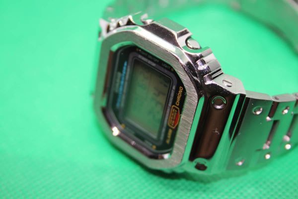 カスタムG-SHOCK Gショック メタルケース DW5600E-1V メンズ GMW-B5000D-1JF スタイルケース シルバー、ブラック、ゴールド_画像7