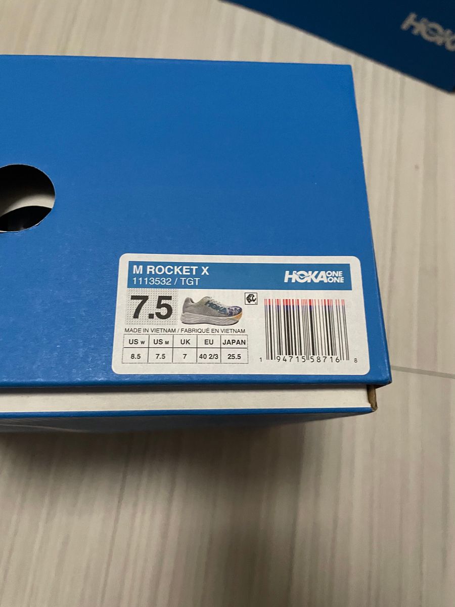 新品未使用 ホカオネオネ ロケットX メンズ25.5