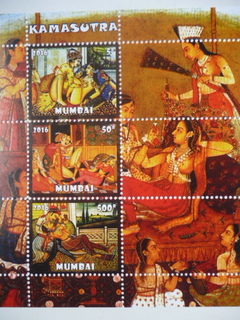 インド(ムンバイ)切手『ヌード画』(カーマスートラ) 3枚シートA_画像1