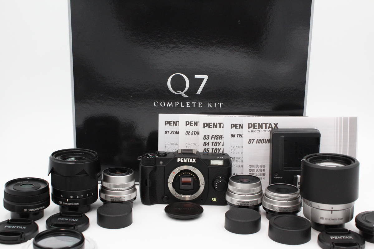 ＜＜化粧箱付き！！＞＞【美品】PENTAX ペンタックス Q7 Complete Kit コンプリートキット ミラーレス一眼 デジタルカメラ #LE2023598_画像1