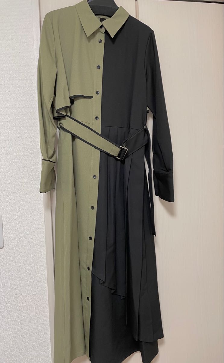 パイピング プリーツワンピース 新品|PayPayフリマ