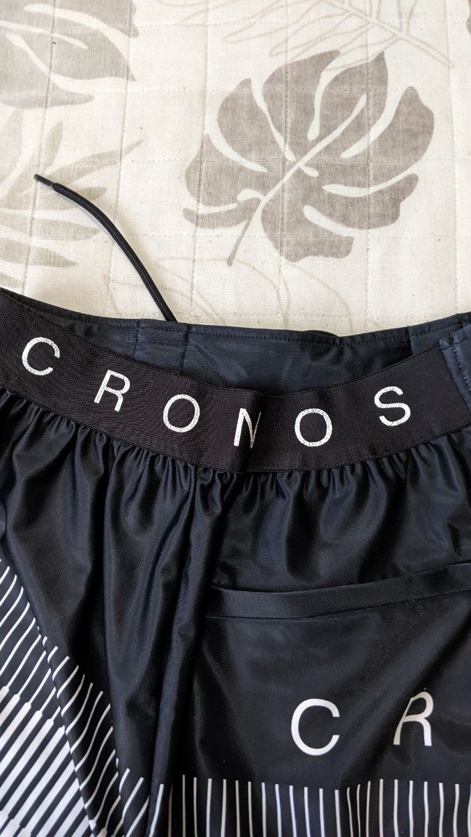 クロノスCRONOSサーフパンツ 2LINEボードショーツ Mサイズ クロノスCRONOSサーフパンツ 2LINEボードショーツ Mサイズ