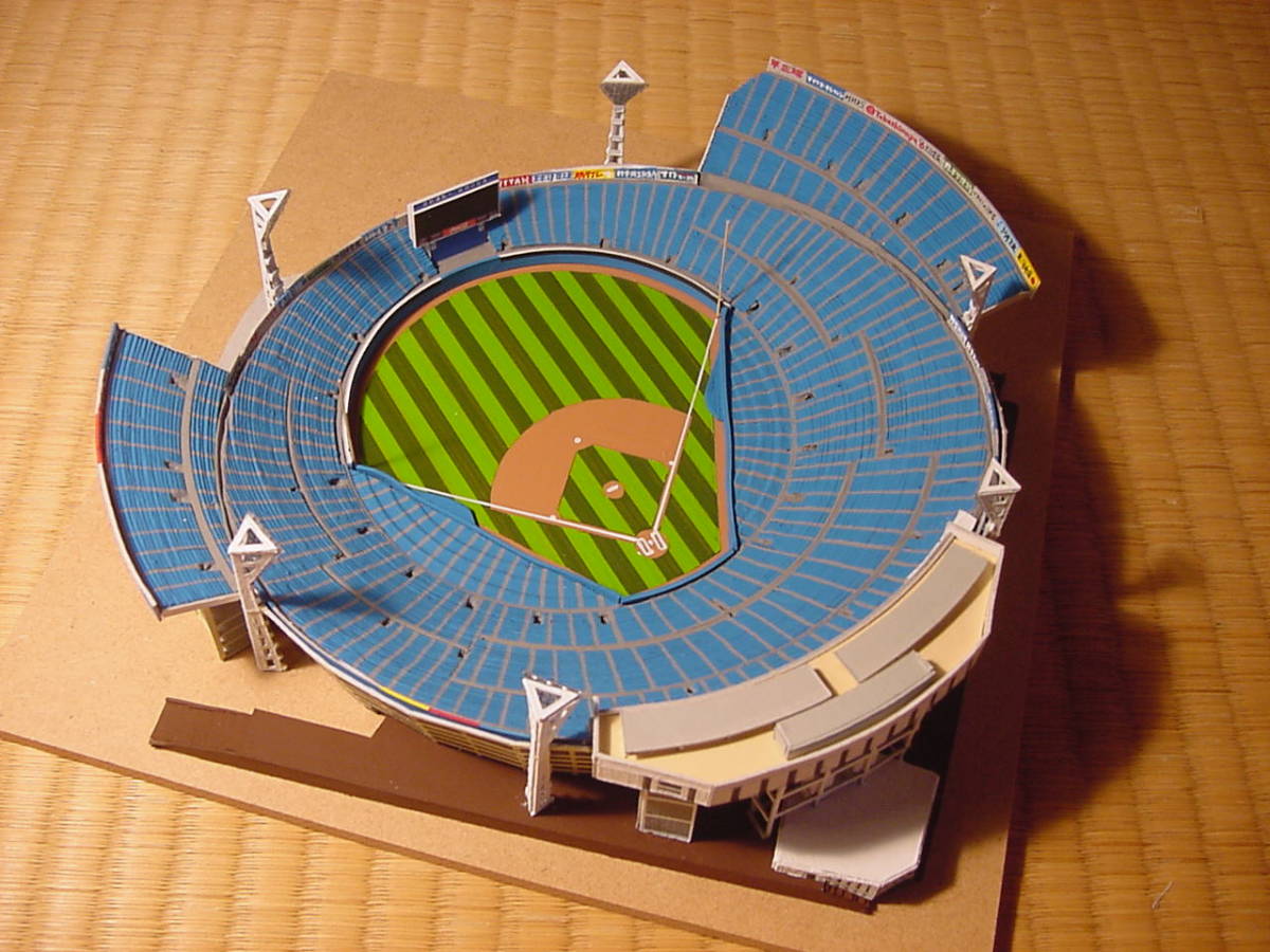 改装版 横浜スタジアムの建築模型 横浜ベイスターズの本拠地 kys09-