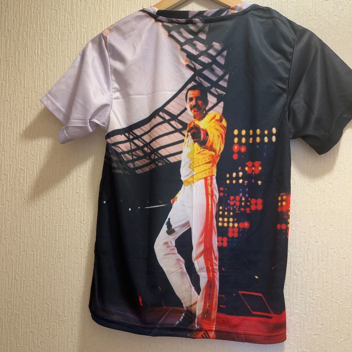 新品★Queen★フレディーマーキュリー★バンドTシャツ★ユニセックス★M_画像6