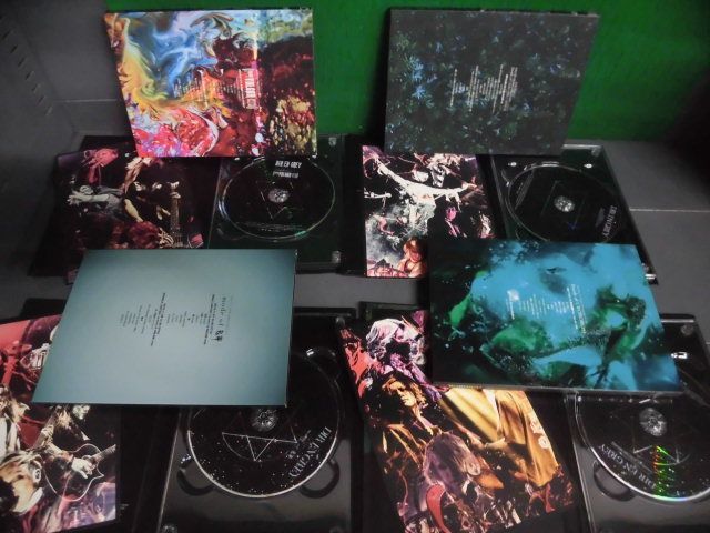 DVD　DIR EN GREY TOUR16-17 FROM DEPRESSION TO mode of…… コンプリートBOXセット(8枚組)　ディル・アン・グレイ_画像2