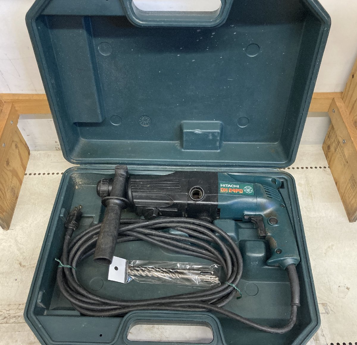 【中古品】★日立工機 24mmロータリーハンマドリル DH24PD ITF692CPIFHO_画像4