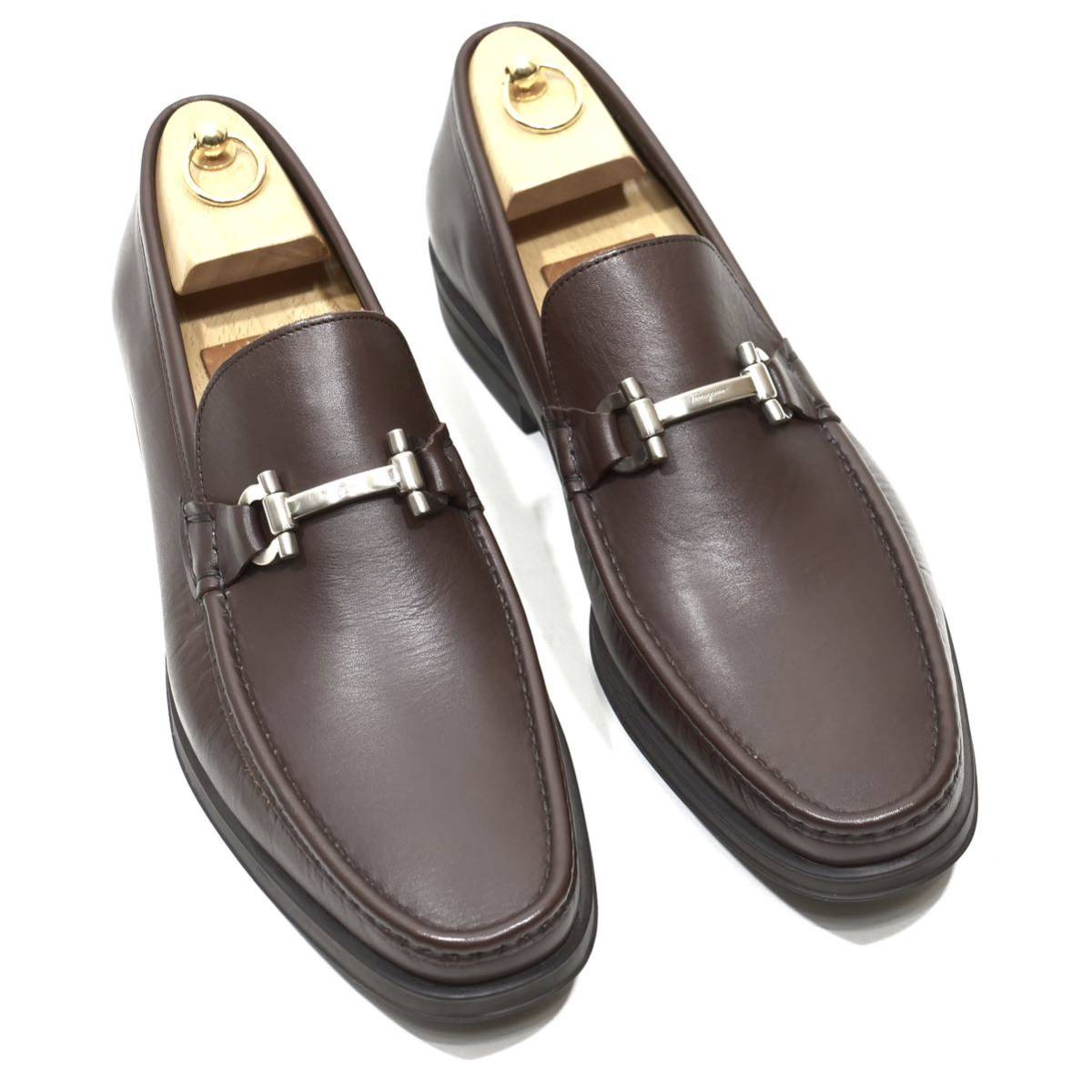 《新品◎》Salvatore Ferragamo サルヴァトーレフェラガモ ブラウン ダブルシルバーガンチーニローファー US10.5 28.5cm相当 メンズ 革靴