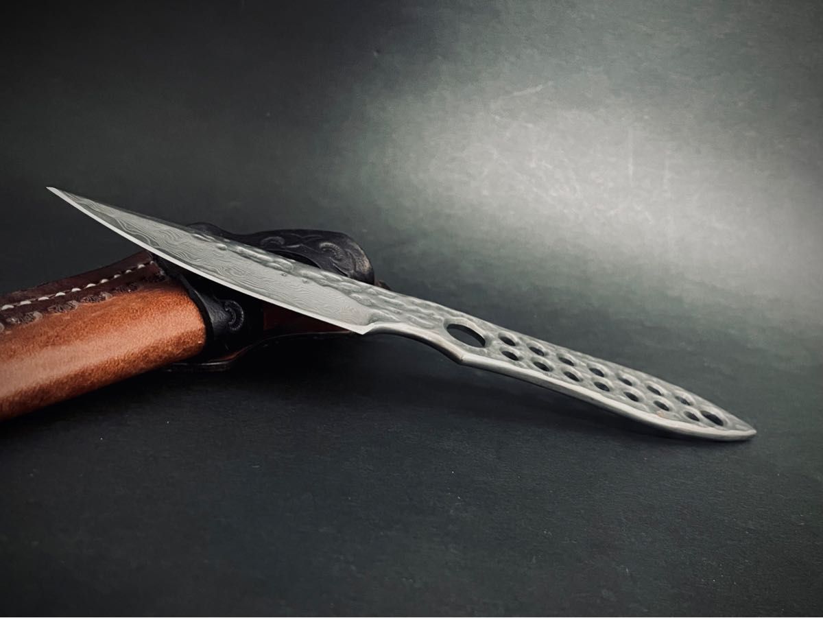 ナイフ　#154  スキナーナイフ　ダマスカス鋼　狩猟　アウトドア