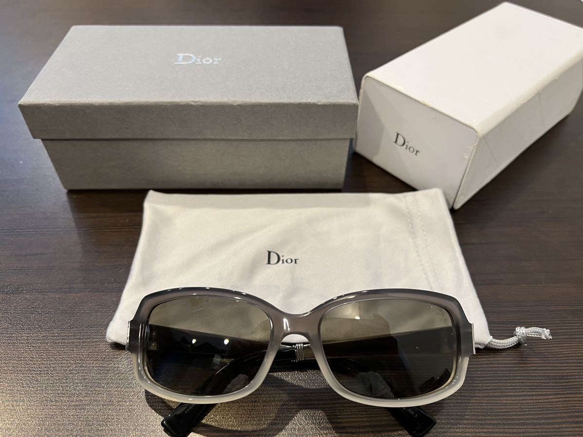 2022人気の Dior ディオール サングラス 4X4HA 130 55□17 サングラス