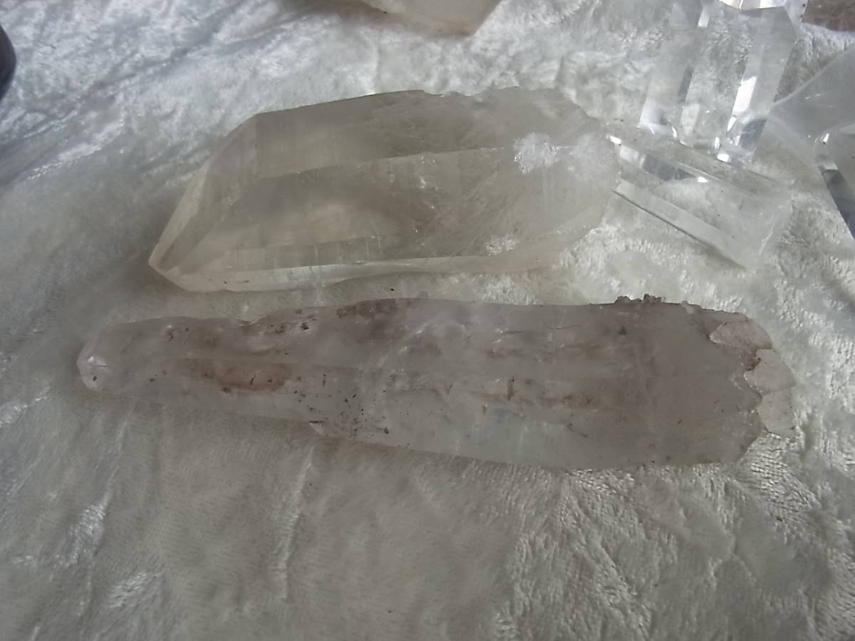 水晶 パワーストーン 原石 大量6.7kgまとめてアメジスト ライトニングクォーツ レインボーオブシディアン ガーデン水晶 ルチル_画像7