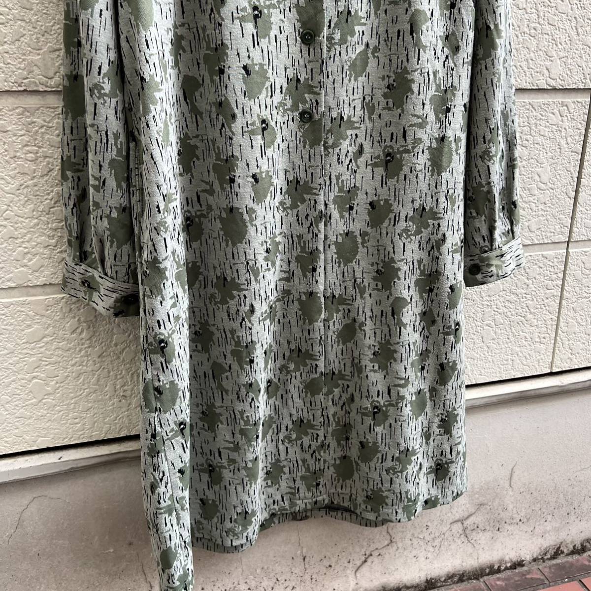 USED USA古着 シャツワンピース カモフラ柄 迷彩柄 カモフラージュ ロング丈 ロングシャツ アメリカ古着 vintage ヴィンテージ 総柄_画像5