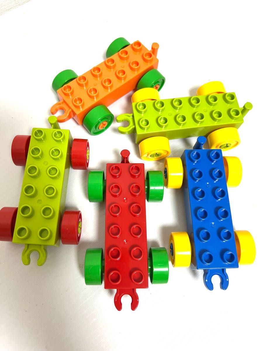 機関車　つなぐ車体 5体セットA  汽車　ブロック 車 デュプロ 知育玩具 レゴ互換品
