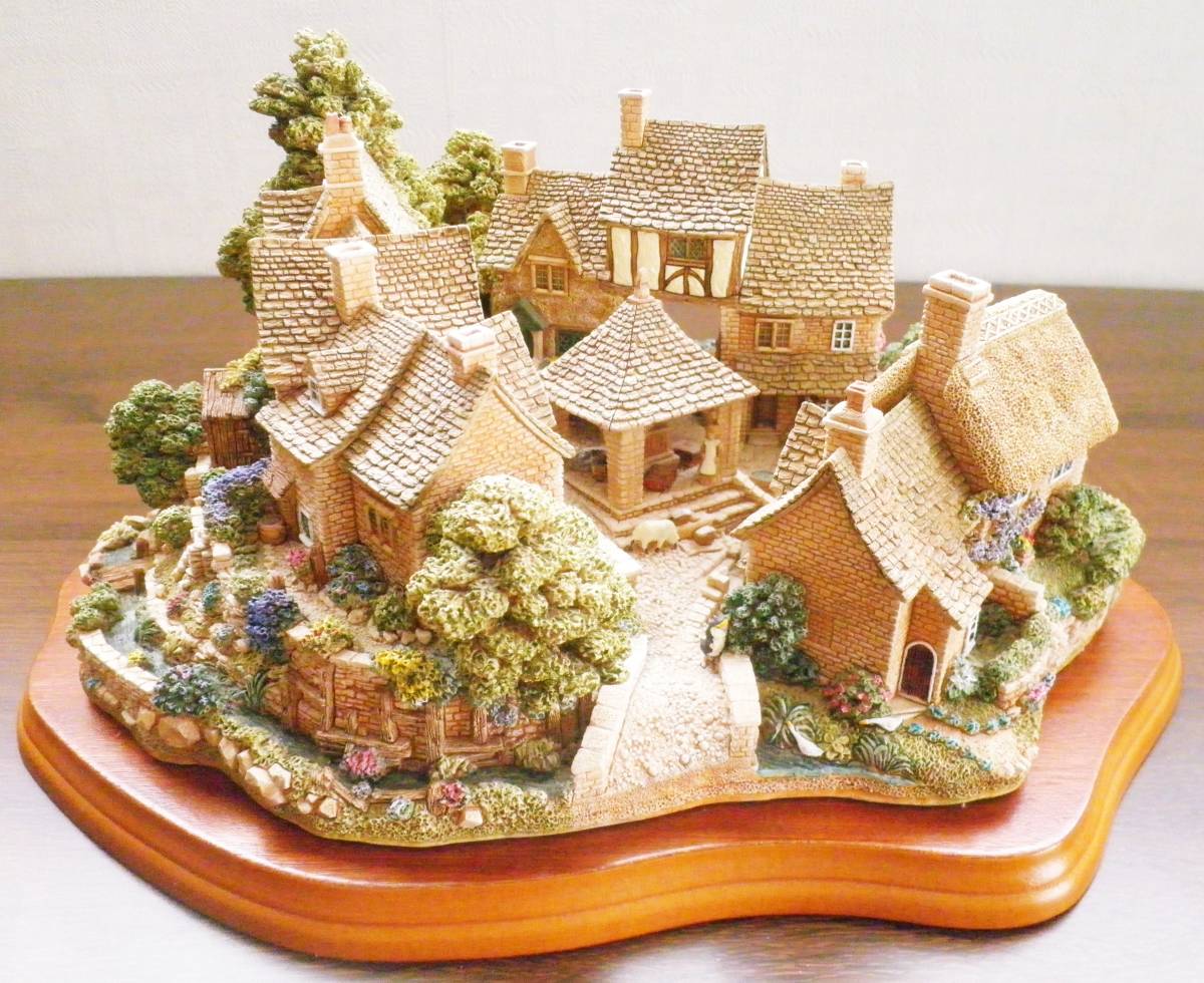 非常に希少 レア 限定作品 Chipping Coombe リリパットレーン Lilliput Lane 英国製 箱・証明書・台座付属 完品 ハンドメイド 送料無料