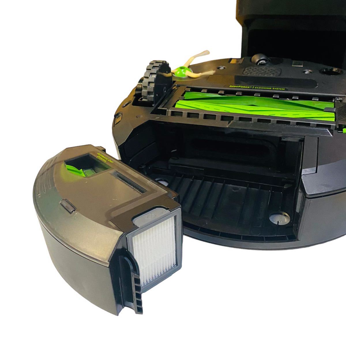 iRobot (アイロボット) Roomba ルンバ i7 充電器ADE-N1付きロボット