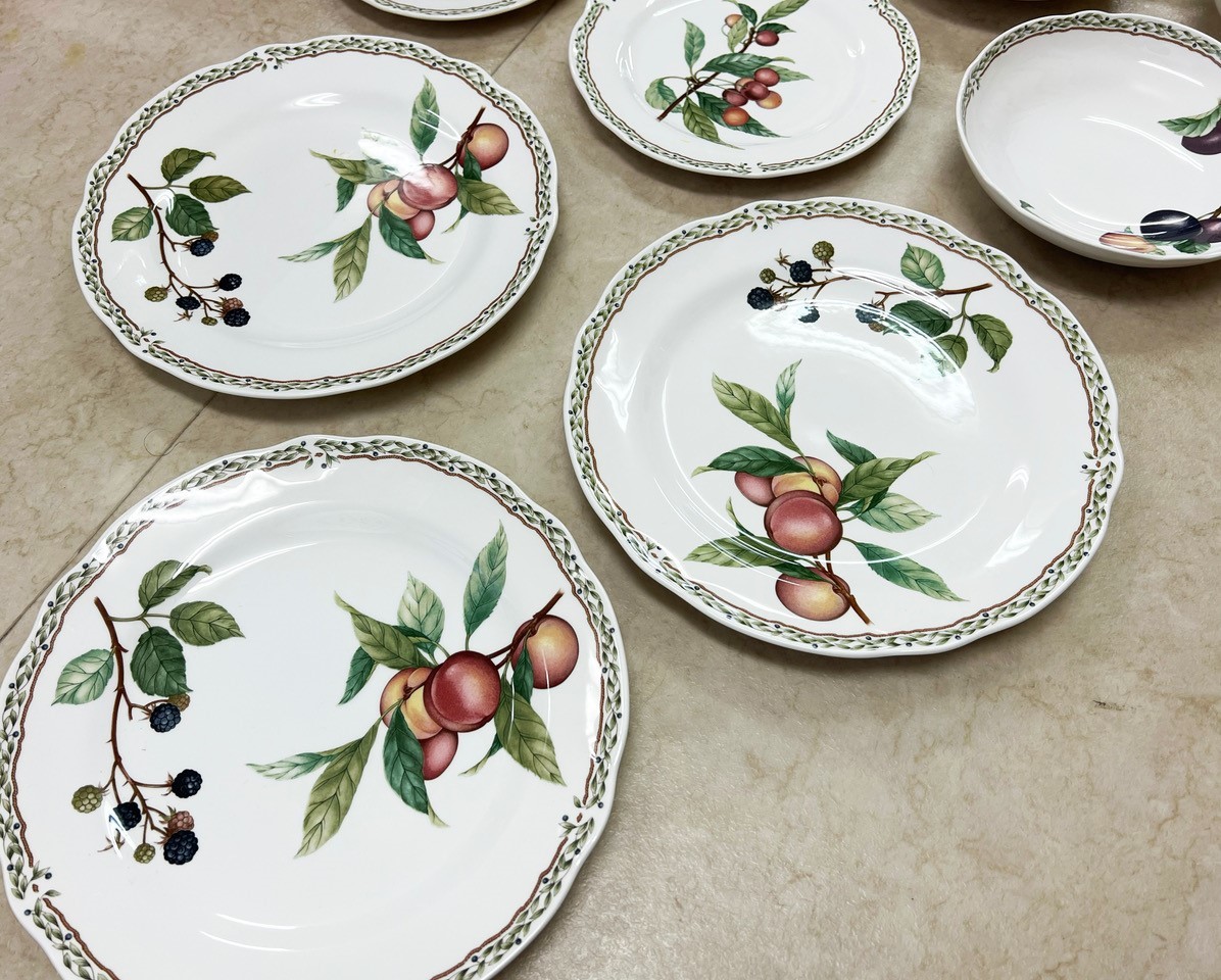 Noritake　Primachina　ROIYALORCHARD　～ノリタケ　プリマチャイナ　ロイヤルオーチャード～　食器16点セット_画像4