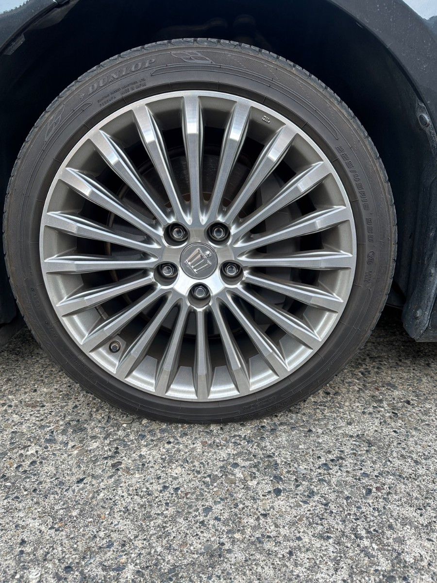 TOYOTA トヨタ 210系 クラウン マジェスタ 純正オプション 18 TOYOTA トヨタ 210系 クラウン マジェスタ 純正オプション 18