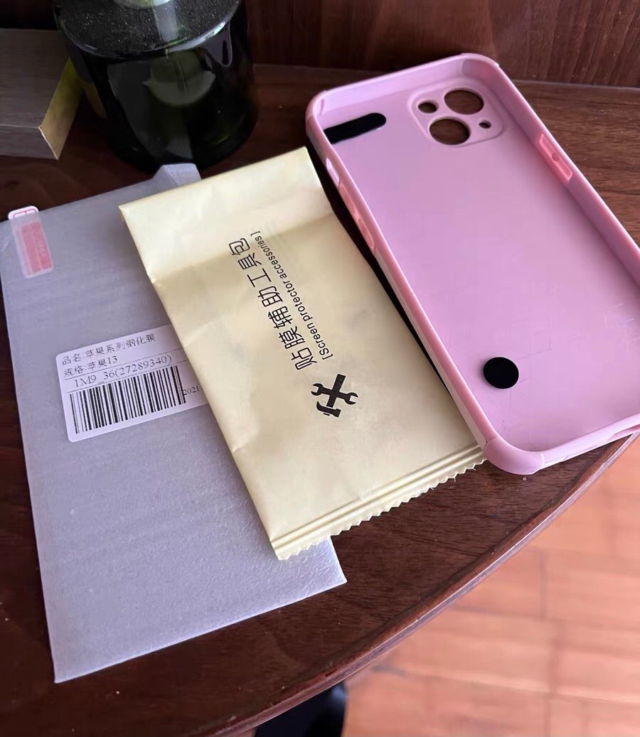 新品　iPhone 13 ケース　 ステラ・ルー　　うさぎ　ピンク　レザー 落下防止ストラップ付き フィルム付き_画像7