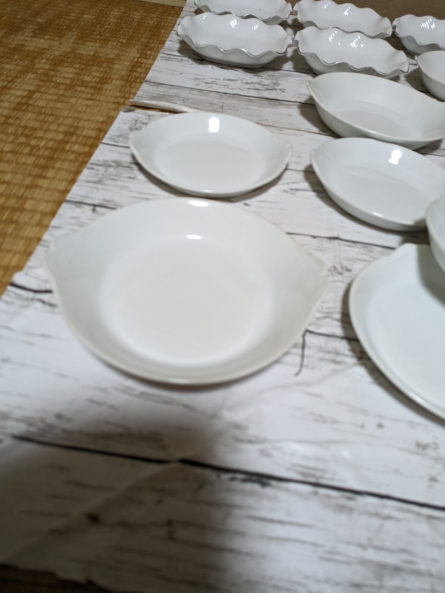 ☆激安☆大幅値下げ白色陶器製シンプル中小皿16点セット_画像7