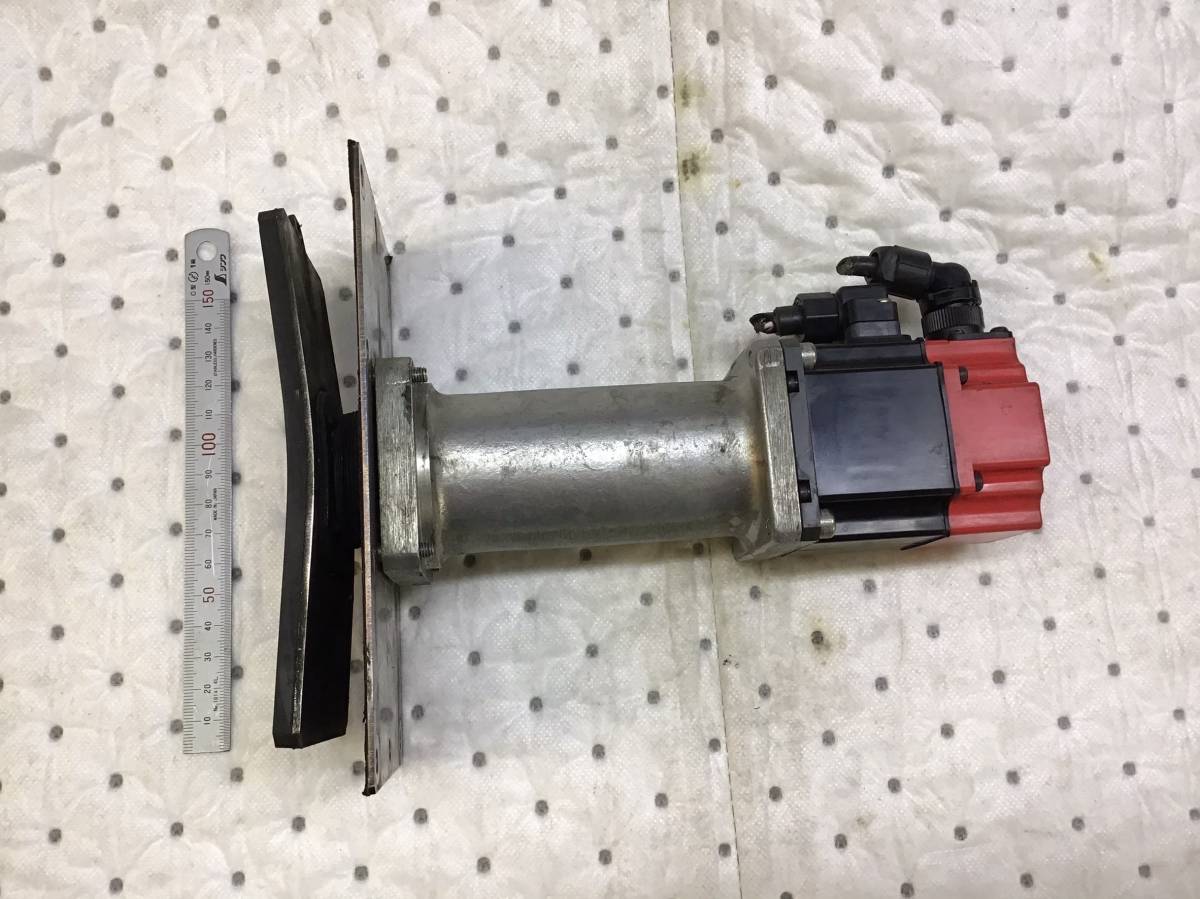 FANUC ファナック AC サーボモーター A06B-0114-B103 βis 0.4 FANUC ファナック AC サーボモーター A06B-0114-B103 βis 0.4