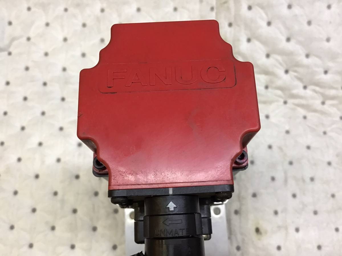 FANUC ファナック AC サーボモーター A06B-0114-B103 βis 0.4 FANUC ファナック AC サーボモーター A06B-0114-B103 βis 0.4