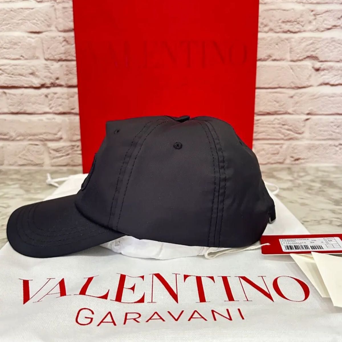 Valentino Vロゴ シグネチャー ベースボールキャップ ナイロン 58 23SS 未使用新品