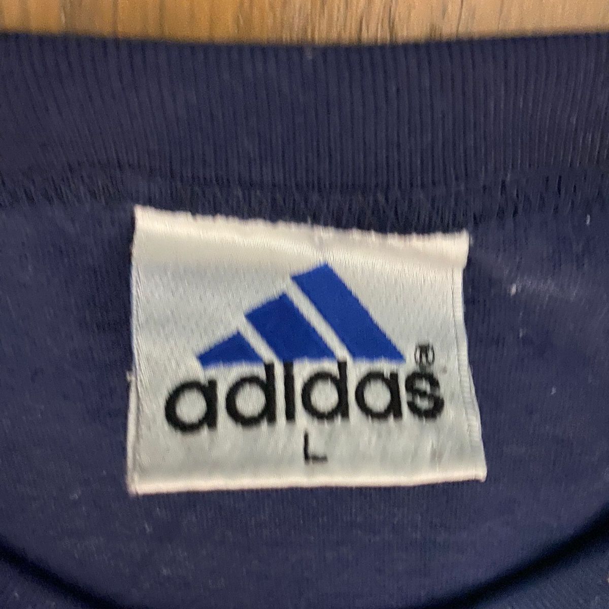adidas プリントTシャツ NIKE 紺色 ネイビー