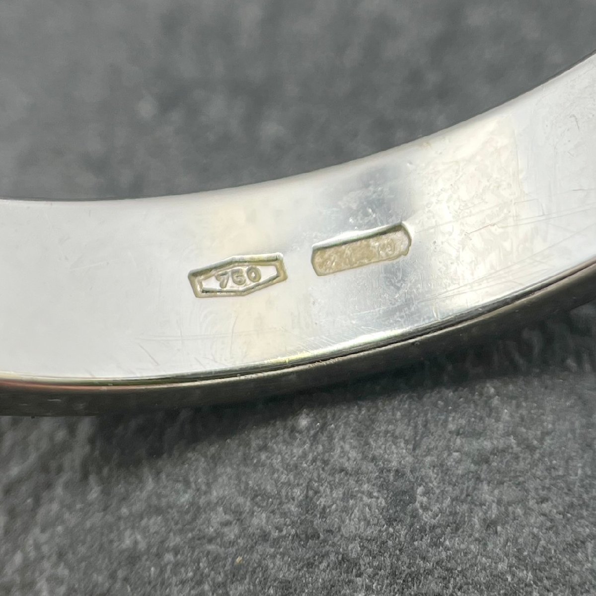 本物新品保証】 GG刻印 アイコン K18WG リング グッチ GUCCI 750 ユニ