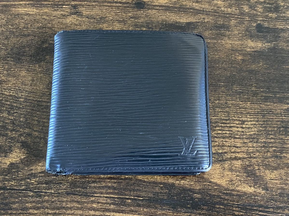 LOUIS VUITTON 二つ折り財布 エピ ルイヴィトン 黒 ポルトフォイユ