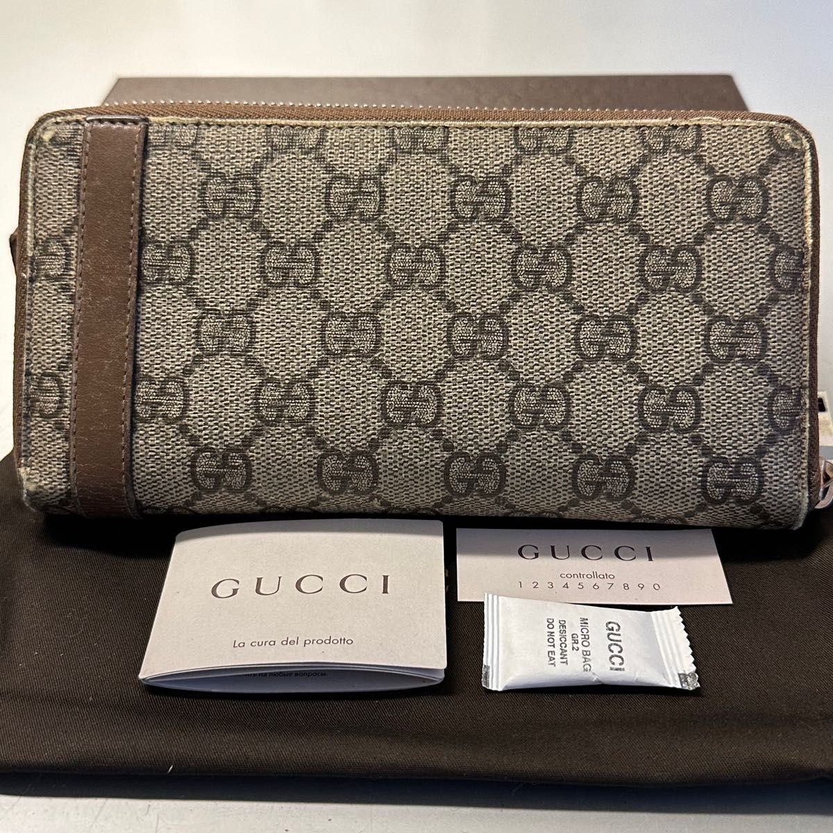 未使用に近い グッチ GUCCI 財布 長財布 GGスプリーム ラウンド