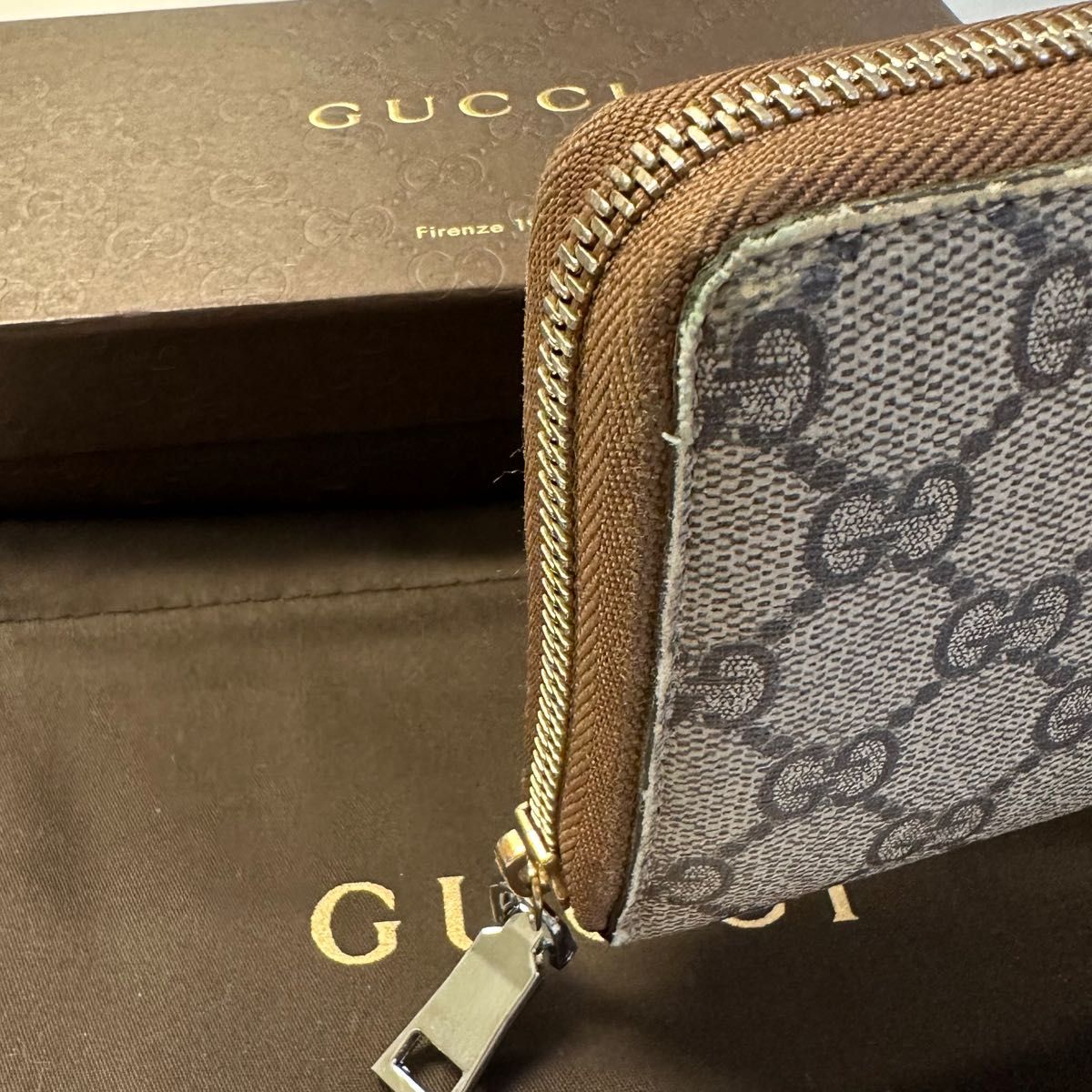 未使用に近い グッチ GUCCI 財布 長財布 GGスプリーム ラウンド