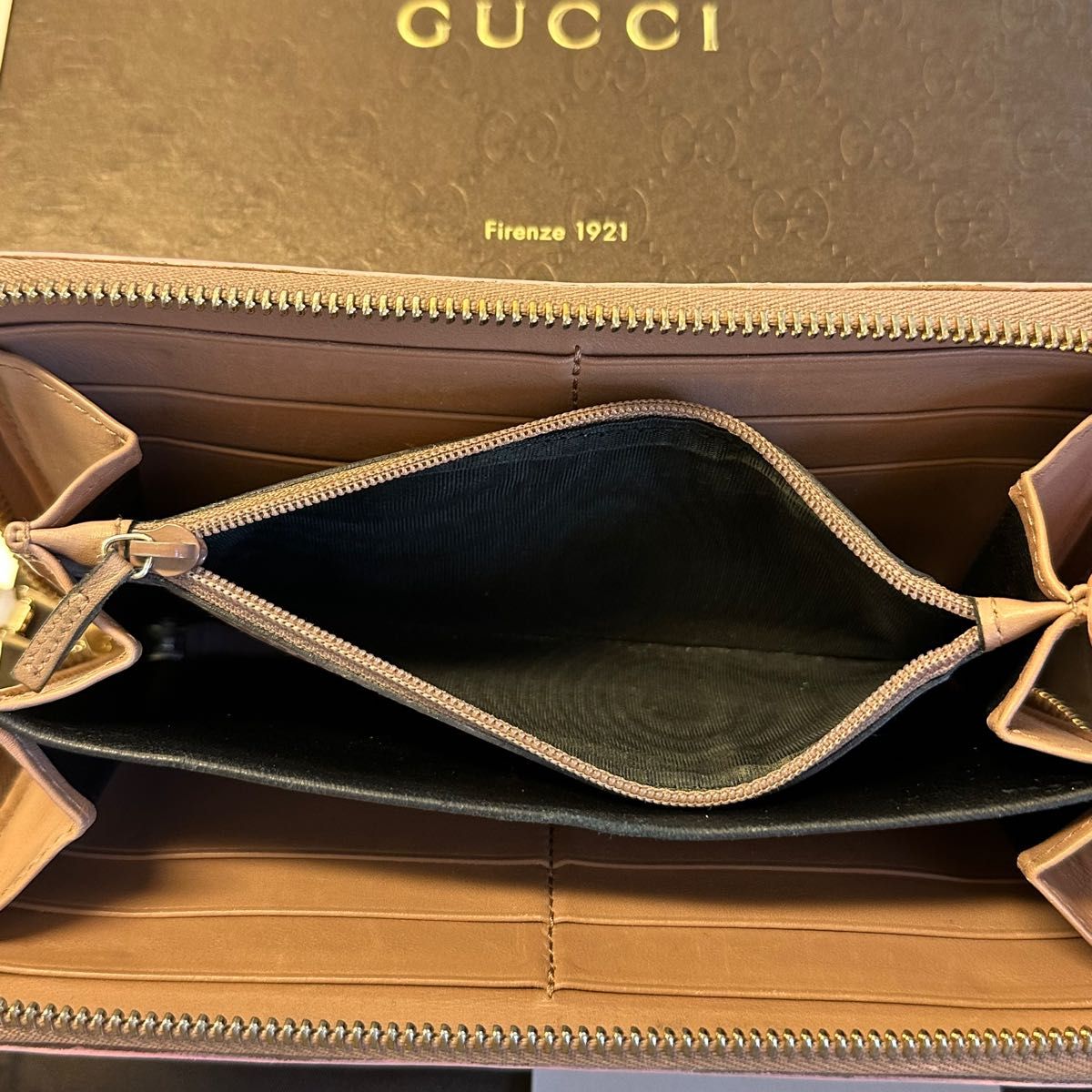 未使用に近い グッチ GUCCI 財布 長財布 シマレザー ホースビット