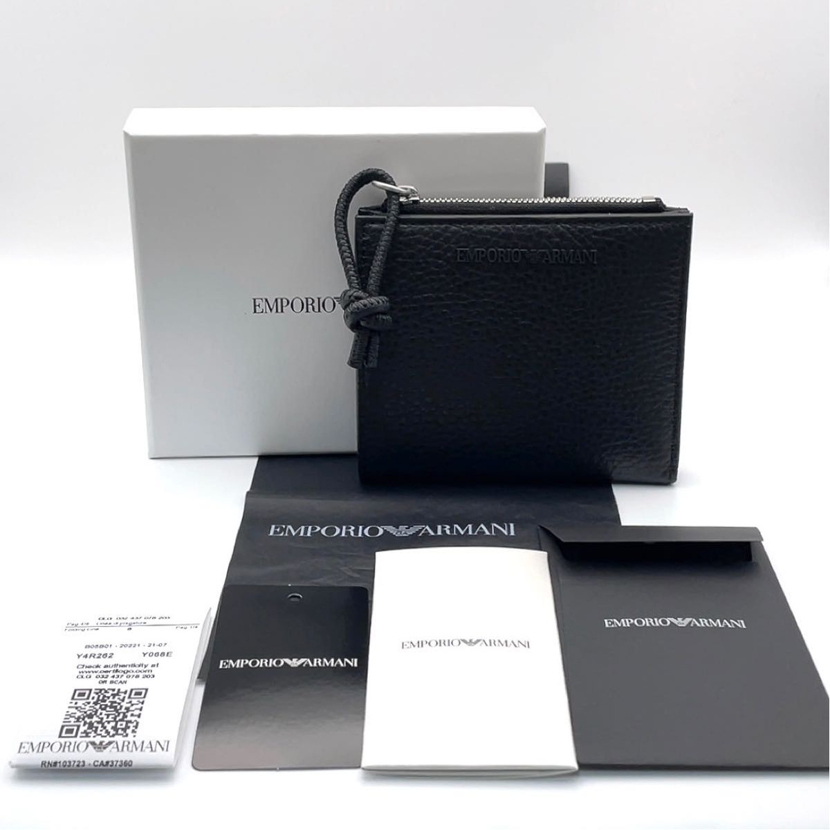 エンポリオアルマーニ　ブラック系　黒　レザー　二つ折り財布　メンズ　新品　未使用
