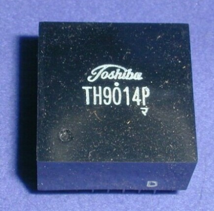 ステレオプリアンプ用ＩＣ　東芝 TH9014P_画像1