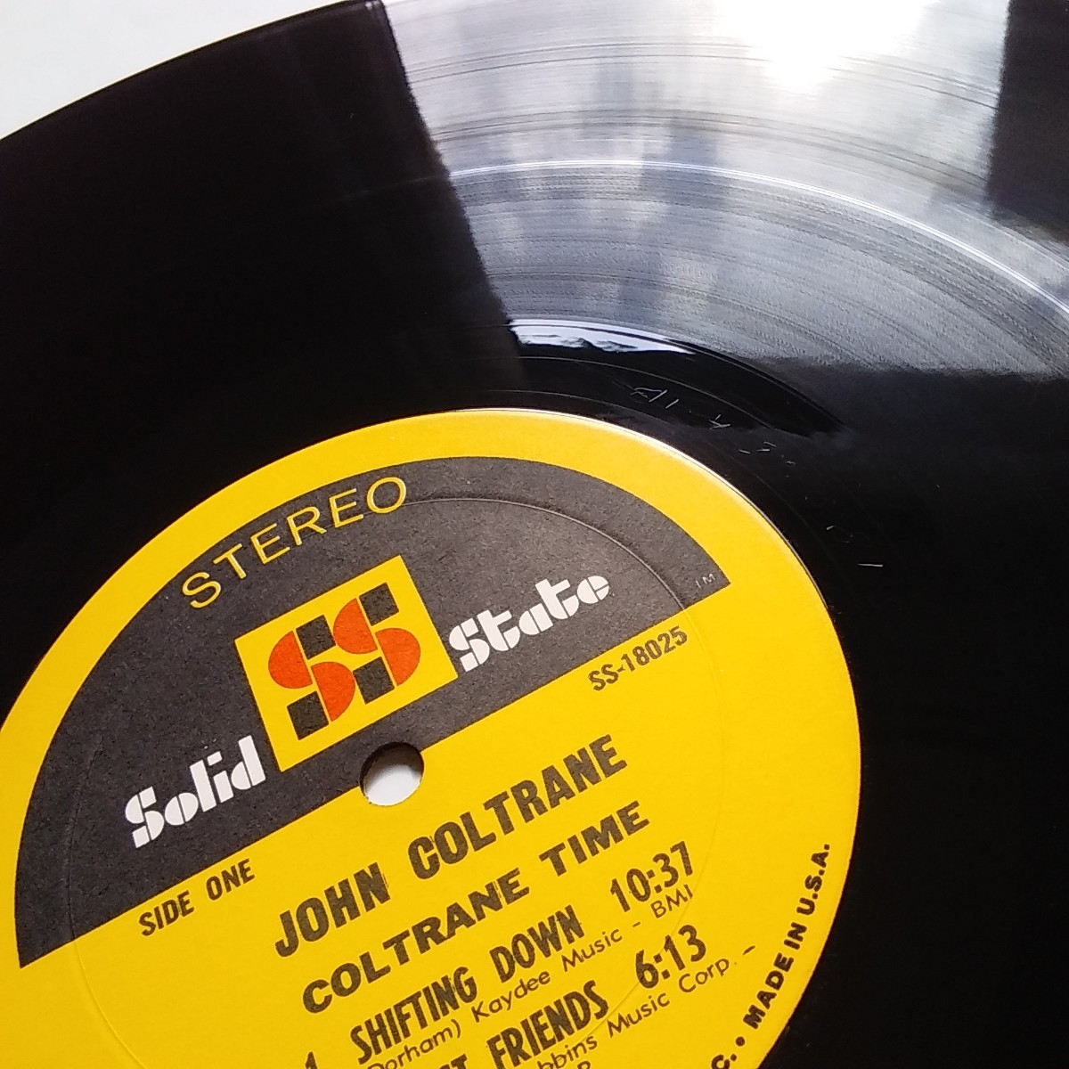 COLTRANE TIME Solid State STEREO SS 18025 THIS ALBUM HAS BEEN PREVIOUSLY ISSUED UNDER NUMBERS UAJ 14001 _SS18025AＩB?の刻印