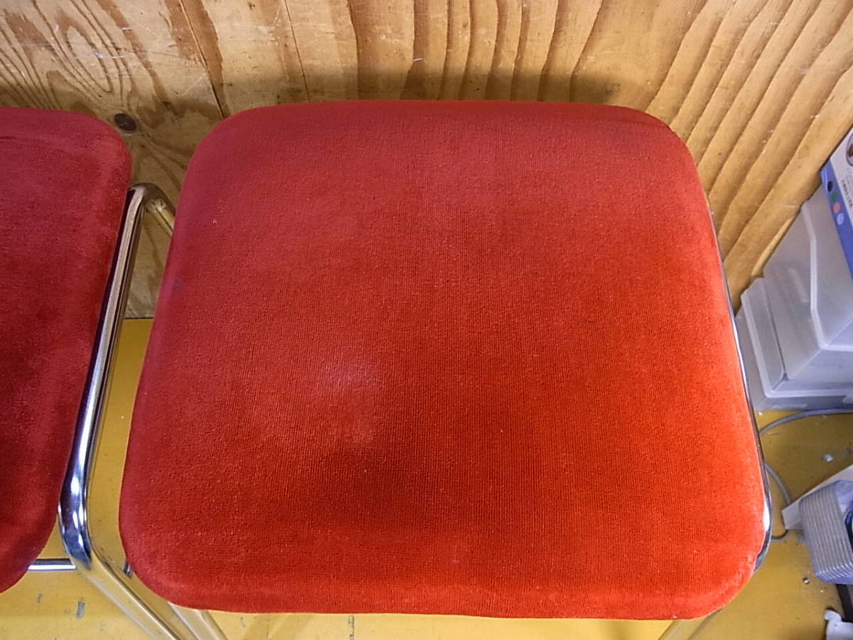 □Z/594☆ゲームセンター椅子☆ビデオ筐体用チェア☆2脚セット □Z/594☆ゲームセンター椅子☆ビデオ筐体用チェア☆2脚セット