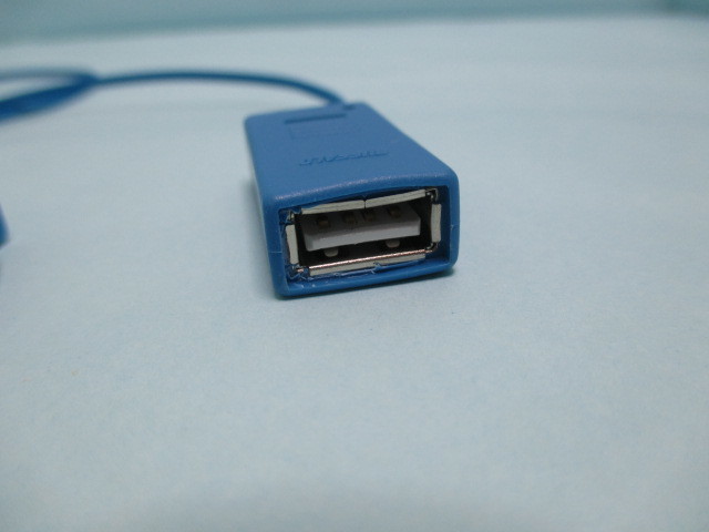 新品・★バッファロー　USB　延長ケーブル　約70ｃｍ　巻取り式　リール式　ブルー ★11738★e_画像6