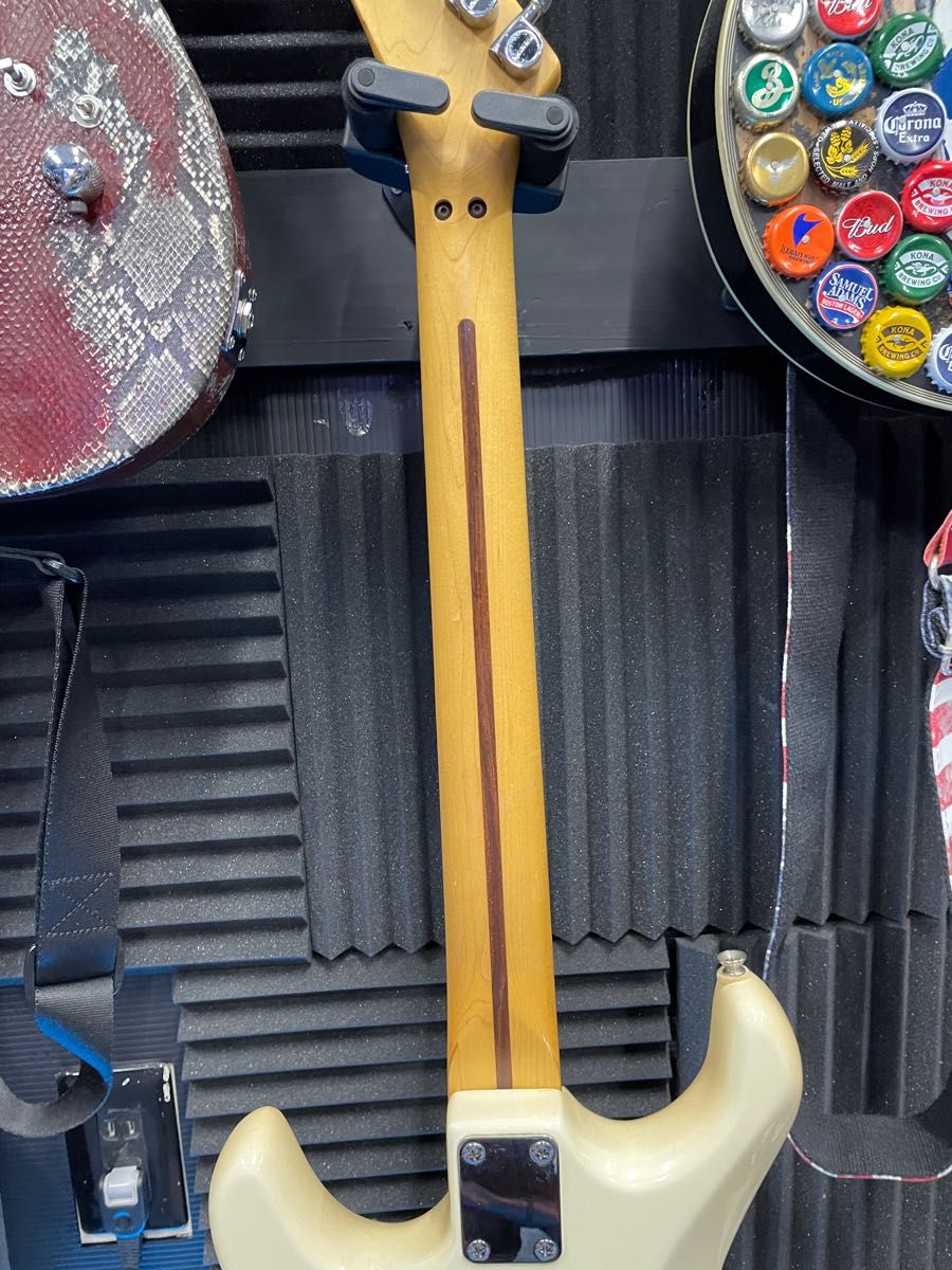 クレーマーKRAMER STRIKER 100STフロイドローズ evh クレーマーKRAMER STRIKER 100STフロイドローズ evh