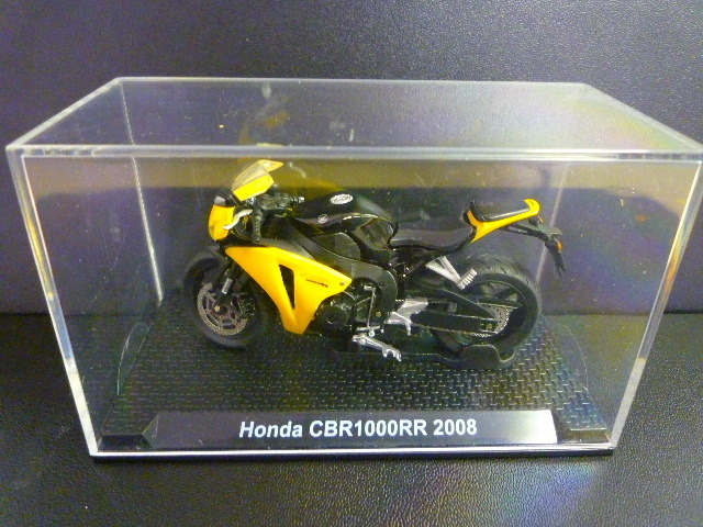 1/24 Honda CBR1000RR HONDA CBR 1000 RR 2008