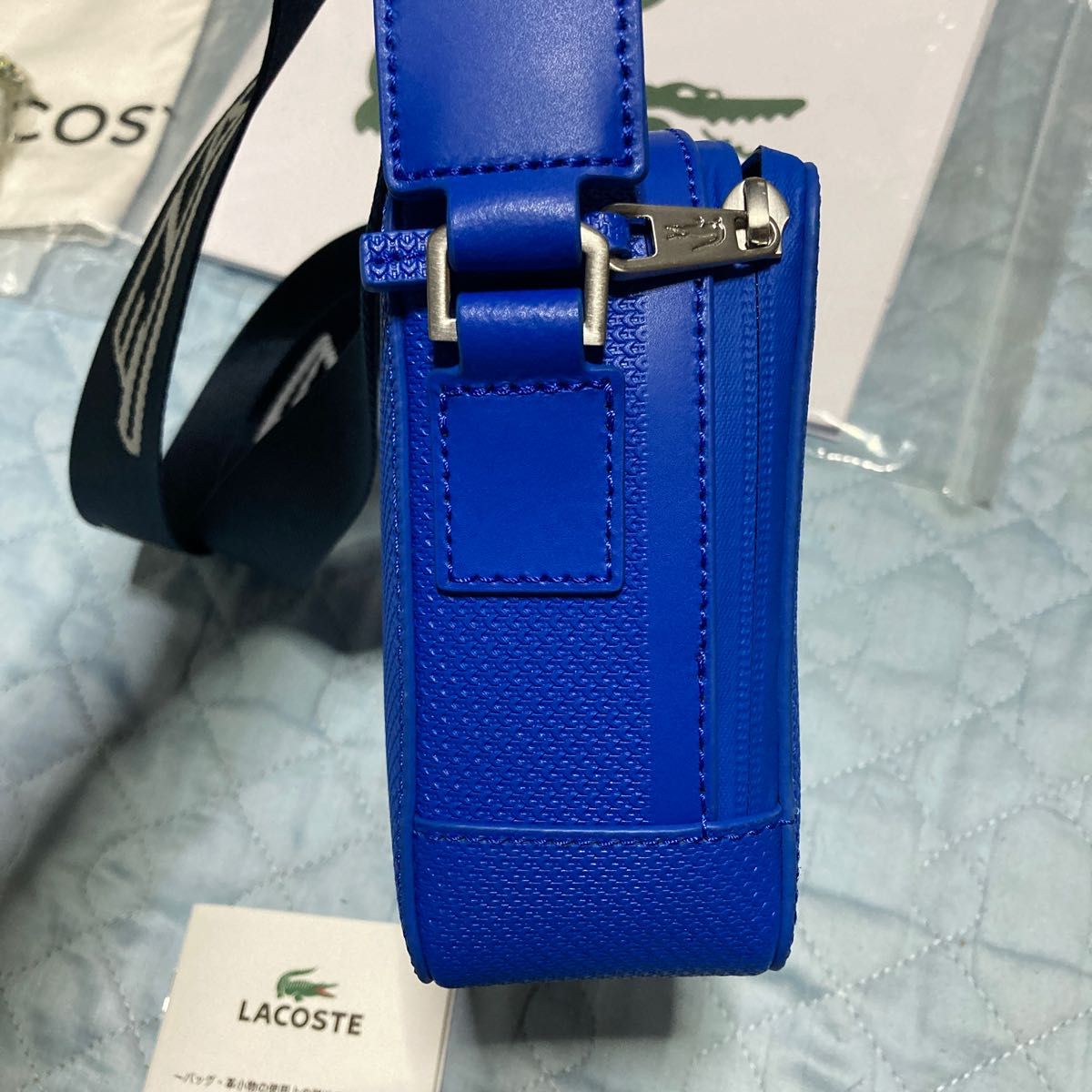 LACOSTE**Lacoste**　シャンタコシーズナル ロゴストラップバッグ